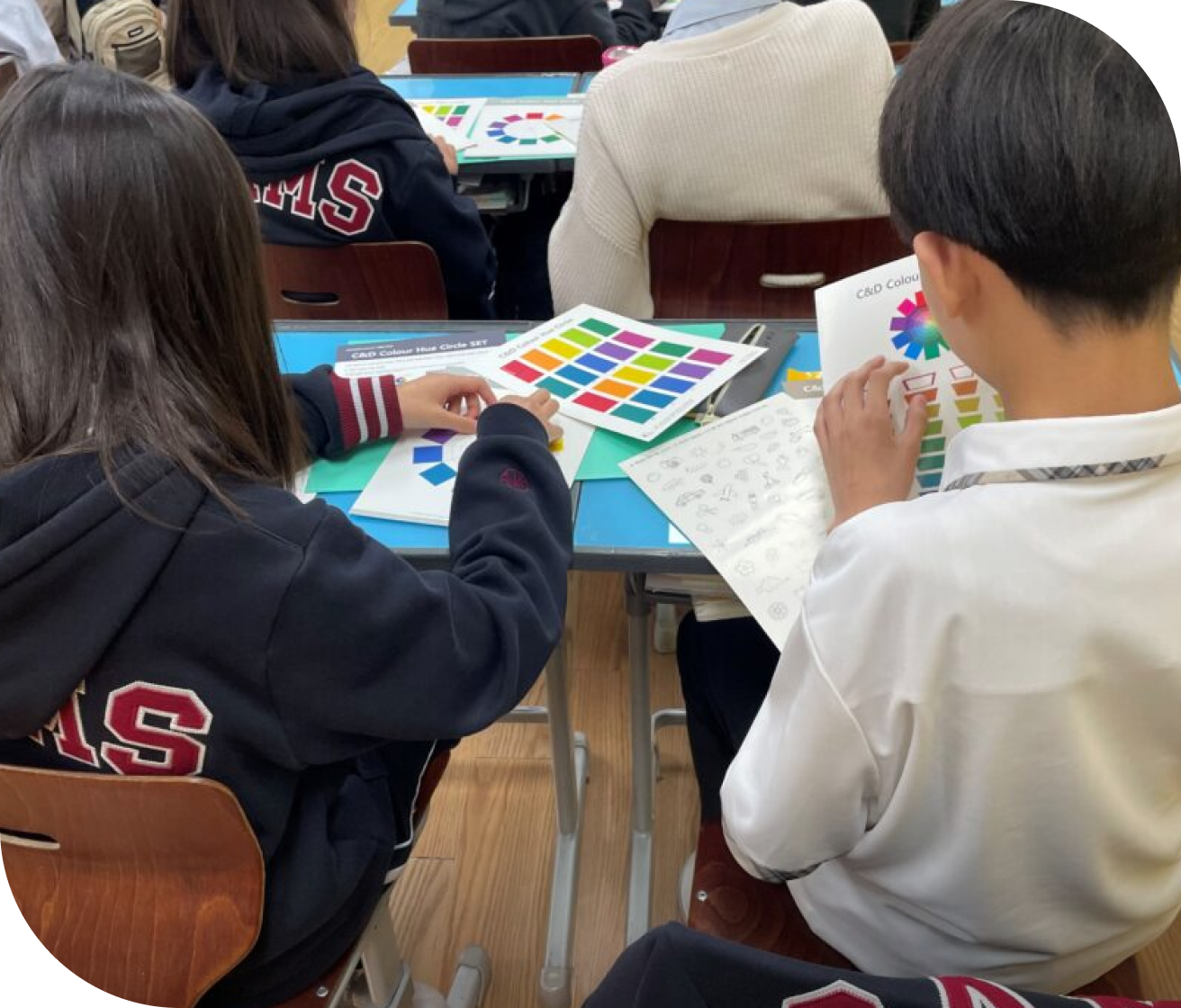 (사진 설명) 종로구와 함께 진행한 ‘기업 연계 융합형 창의 교육’2