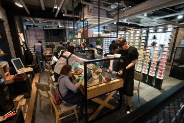 홈앤톤즈, 더클래시 조디악 출시!