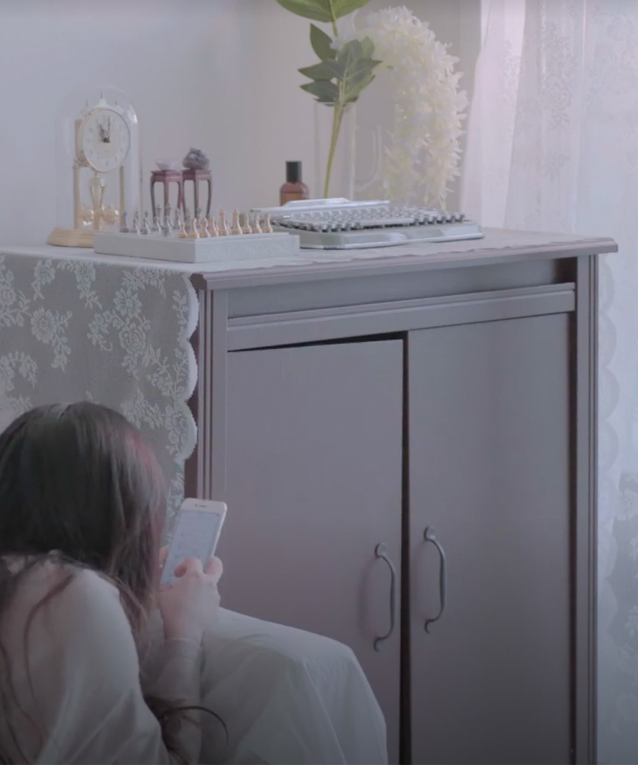 Transform that old display case and update your living room décor to welcome the winter